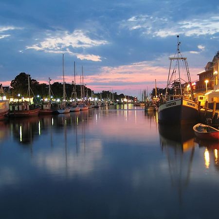 Ostseeblick, direkt am Alten Strom Rostock Eksteriør bilde